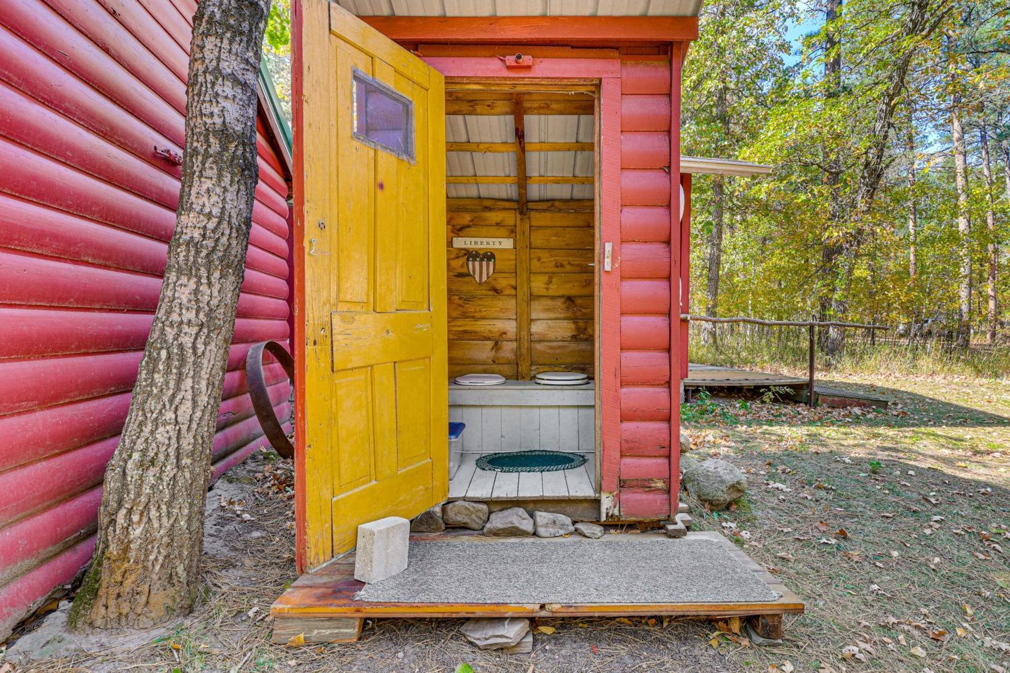 Historic Keystone Cabin Near Mount Rushmore! ภายนอก รูปภาพ